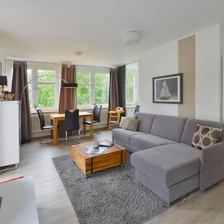 Haus Am Park 1 Appartement *